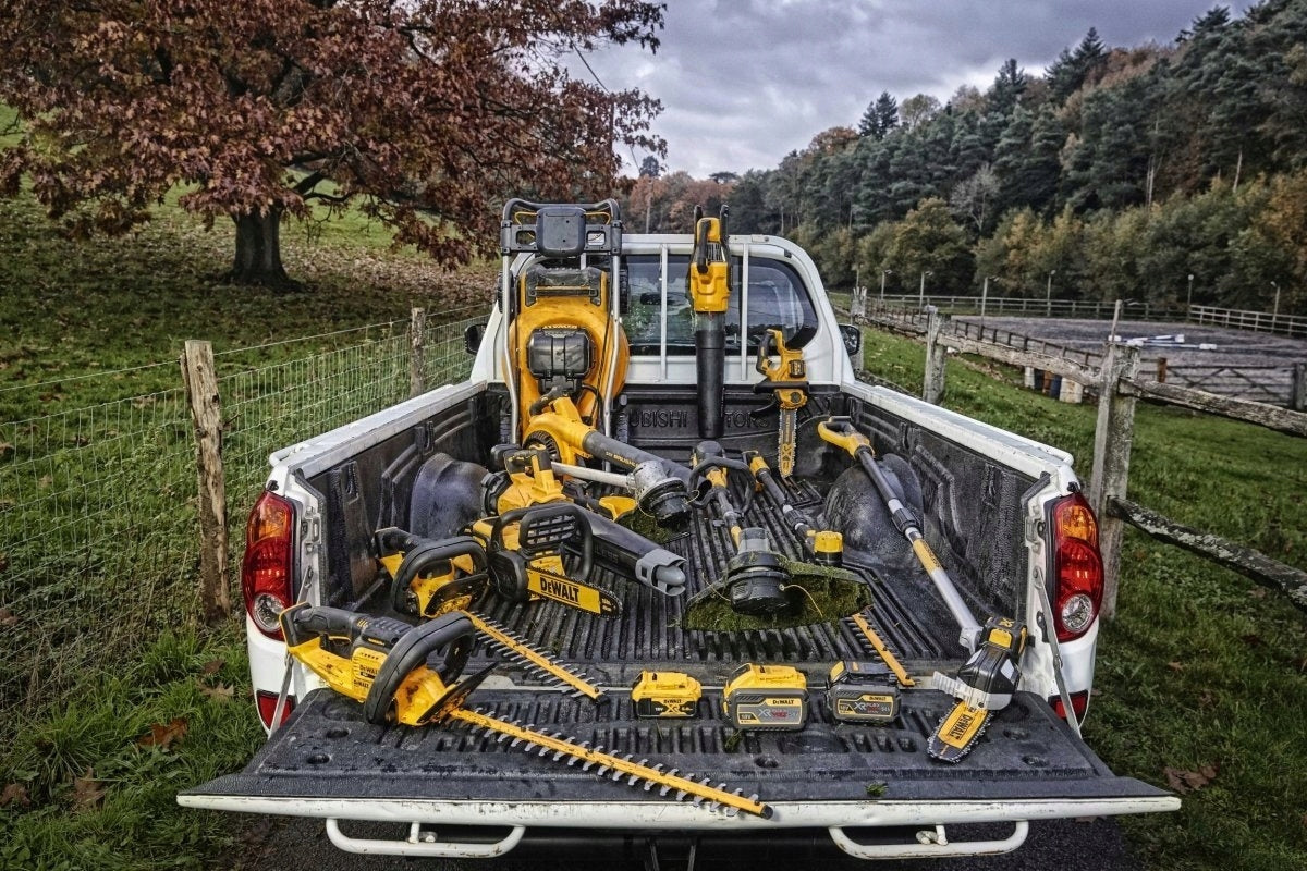 Batteridriven, Borstlös Kedjesåg 30 cm 18V DeWALT DCM565N-XJ